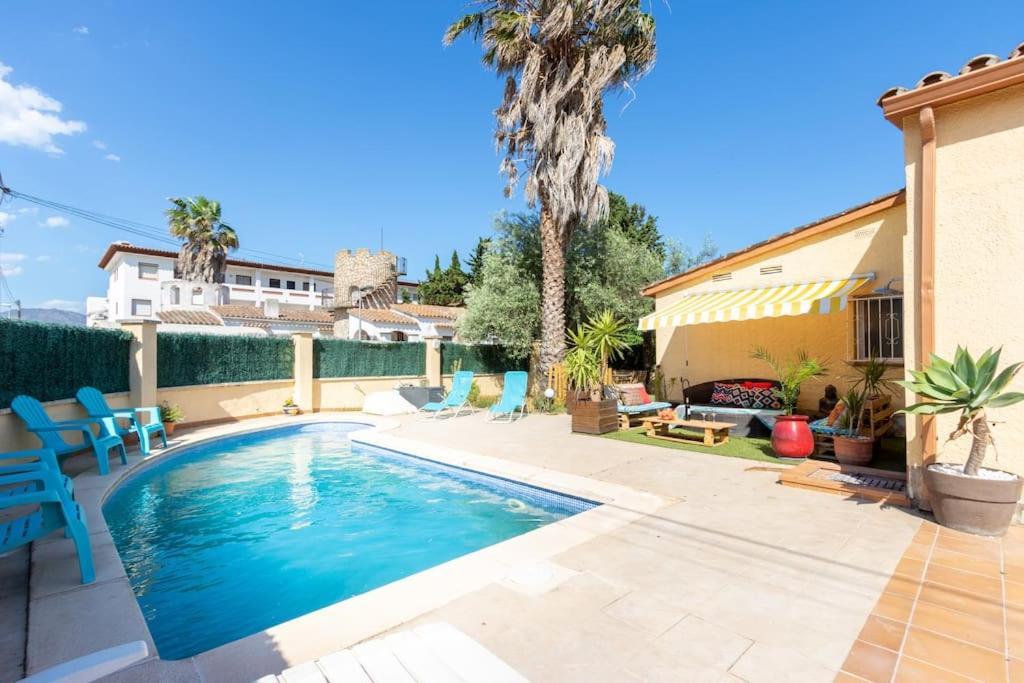 S46-Casa De Vacaciones Climatizada Con Piscina, En El Centro Junto Al Mar, Barbacoa Y Wiifi 艾姆布里亚布拉瓦 外观 照片