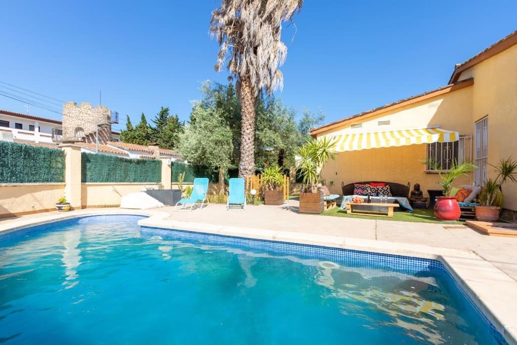 S46-Casa De Vacaciones Climatizada Con Piscina, En El Centro Junto Al Mar, Barbacoa Y Wiifi 艾姆布里亚布拉瓦 外观 照片
