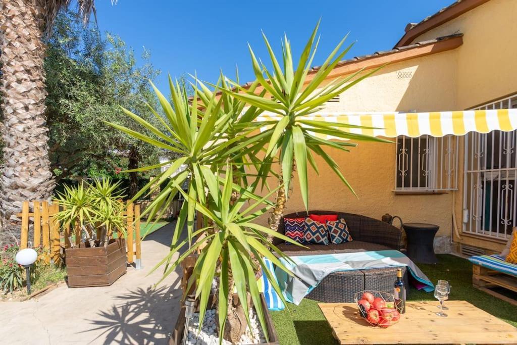 S46-Casa De Vacaciones Climatizada Con Piscina, En El Centro Junto Al Mar, Barbacoa Y Wiifi 艾姆布里亚布拉瓦 外观 照片